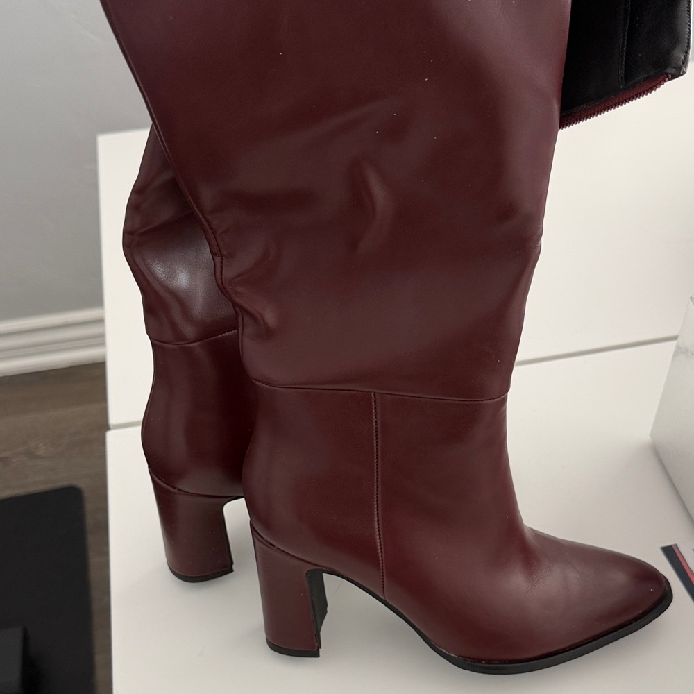Women's Burgundy Knee High Boots size 7